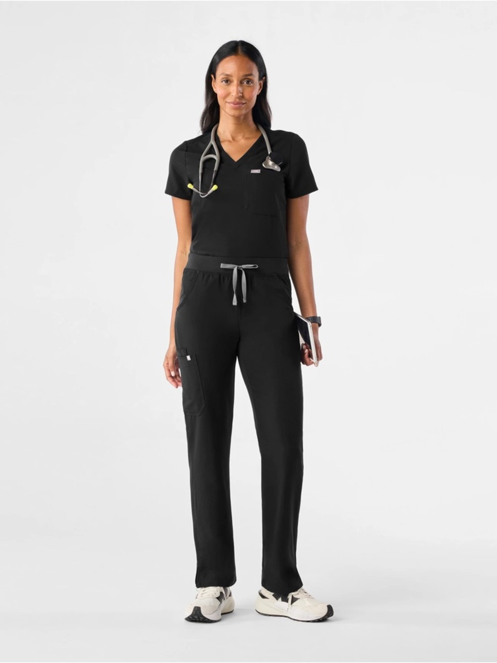 Figs NWT Kade Cargo Scrub Pants petite small